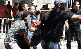 Το Ισλαμικό Κράτος ανέλαβε την ευθύνη για τις επιθέσεις αυτοκτονίας στην Τύνιδα