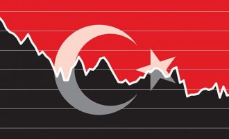 Moody’s: Μεγάλα προβλήματα στις τουρκικές τράπεζες και λόγω απρόβλεπτων πολιτικών Ερντογάν