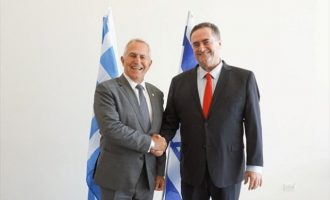 Αποστολάκης: Ελλάδα και Ισραήλ μοιράζονται κοινές αξίες και στόχους – Τι είπε για Τουρκία