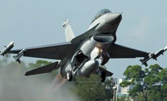 Βρετανία και Ολλανδία θέλουν οι άλλοι να δώσουν ΔΩΡΕΑΝ F-16 στην Ουκρανία – Οι τζαμπατζήδες