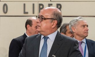 Ο πρώην υπουργός Άμυνας της Πορτογαλίας ερευνάται για κλοπή όπλων