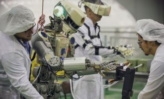 Το ρωσικό ρομπότ Fedor αναλαμβάνει καθήκοντα στον Διεθνή Διαστημικό Σταθμό