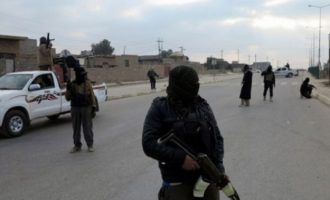 Συρία: Το Ισλαμικό Κράτος «αλωνίζει» ανενόχλητο σε τρεις πόλεις στη Ντέιρ αλ Ζουρ