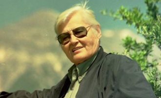 Πέθανε ο Δημήτρης Λυμπερόπουλος – «Έφυγε» ο κοσμικογράφος Ωνάση και Νιάρχου