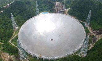Κινέζικο τηλεσκόπιο πλάτους 500 μέτρων «έπιασε» περίεργο σήμα