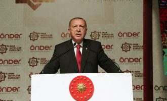 Ο Ερντογάν «πήρε είδηση» ότι αυτός και οι ΗΠΑ «δεν έχουν στο μυαλό τους το ίδιο πράγμα»