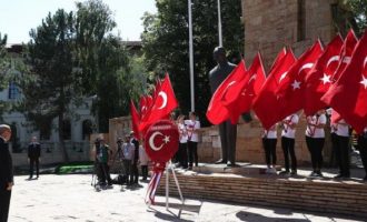 Μαγκιές Ερντογάν: Θα σπάσουμε κάθε χέρι που απλώνεται στην πατρίδα μας