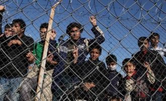 «Όχι» από το Περιφερειακό Συμβούλιο Βορείου Αιγαίου στα κλειστά προσφυγικά στρατόπεδα