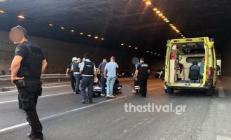 Θεσσαλονίκη: Πήδηξε από γέφυρα για να αυτοκτονήσει και έπεσε πάνω σε μοτοσικλετιστή