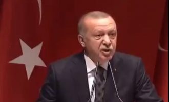 Ο Ερντογάν απειλεί Τραμπ: Τήρησε τις υποσχέσεις σου αλλιώς συνεχίζω τον πόλεμο