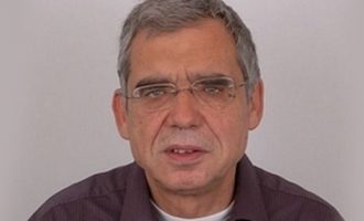 Πέθανε ο δημοσιογράφος και εμβληματικός «Αποδυτηριάκιας» Κώστας Καίσαρης