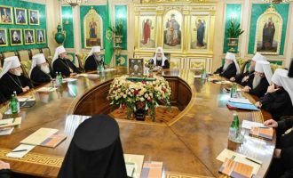 Η Ρωσική Εκκλησία απειλεί να χρεοκοπήσει την Ελλάδα – Το «ξανθό γένος» έτοιμο να μας κηρύξει «τζιχάντ»