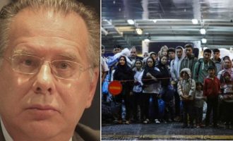 Ο Κουμουτσάκος παραδέχεται ότι όσο είναι υπουργός μπήκαν 40.000 μετανάστες στην Ελλάδα