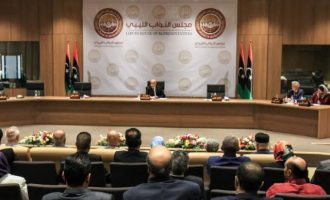 Η Λιβυκή Βουλή απαίτησε να εγκαταλείψουν τη Λιβύη οι πρεσβευτές των χωρών που υποστηρίζουν το Ισραήλ