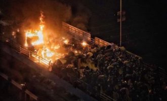 Στο Πολυτεχνείο οχυρωμένοι οι φοιτητές στο Χονγκ Κονγκ – Η Αστυνομία απειλεί με πραγματικά πυρά