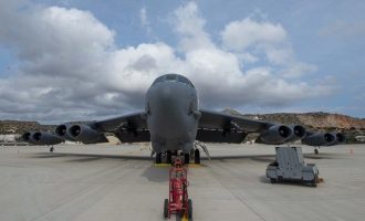 Στη Σούδα για πρώτη φορά το αμερικανικό βομβαρδιστικό Β-52