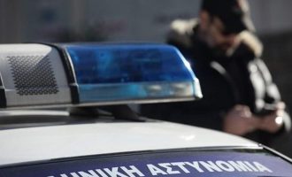 Κρήτη: Διαθεσιμότητα και ΕΔΕ σε βάρος δύο αστυνομικών γιατί έβγαλαν έξω κρατούμενο