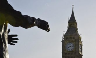 Βουλευτές θέλουν Brexit με υπόκρουση από Big Ben