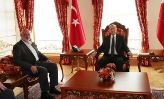 Ο ηγέτης της Χαμάς Ισμαήλ Χανίγιε συναντήθηκε με τον Ερντογάν
