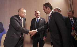 Ερντογάν σε Μητσοτάκη: «Ο ΣΥΡΙΖΑ προστατεύει τρομοκράτες» – Να γίνει γνωστή η θέση Μητσοτάκη