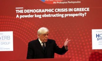 Πρ. Παυλόπουλος: «Το Δημογραφικό συνιστά Εθνικό Πρόβλημα»