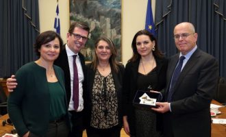 Ο Πρέσβης του Ισραήλ συναντήθηκε με το προεδρείο Ελληνοϊσραηλινής Φιλίας της Βουλής