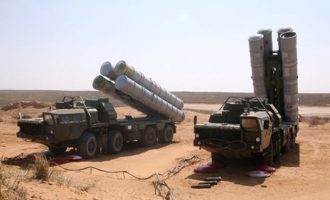 Η Τουρκία σκέφτεται να μεταφέρει πυραύλους S-400 στη Λιβύη