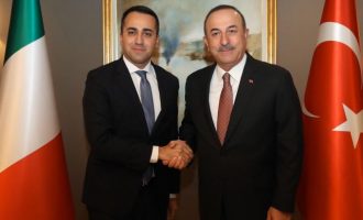 Αναβλήθηκε η επίσκεψη του Ιταλού ΥΠΕΞ Ντι Μάιο στην Τουρκία