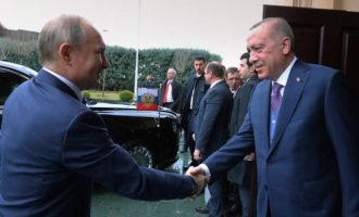 Δύο ώρες κράτησε η συνάντηση Πούτιν-Ερντογάν με ατζέντα Συρία, Λιβύη και Ιράν