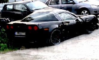 Η αστυνομία γνωρίζει τον ιδιοκτήτη της «φονικής» Corvette – Υπήρχε και γυναίκα μέσα στο αυτοκίνητο;