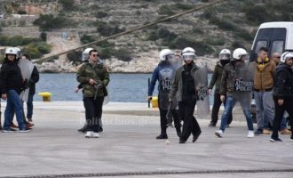 Οι ΜΑΤατζήδες έφυγαν από τη Χίο σπάζοντας αυτοκίνητα και βρίζοντας τους Χιώτες «τουρκόσπορους»