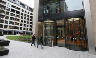 Κοροναϊός Covid-19: Το Facebook βάζει «λουκέτο» στα γραφεία του στο Λονδίνο