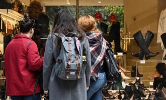 Kοροναϊός: Κλείνουν όλα τα εμπορικά καταστήματα – Ποιες επιχειρήσεις εξαιρούνται από το «λουκέτο»