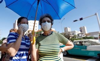Κούβα: Χιλιάδες φοιτητές Ιατρικής ψάχνουν «πόρτα-πόρτα» πιθανά κρούσματα κοροναϊού