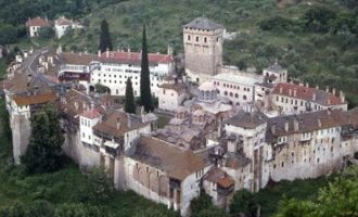 Ύποπτο κρούσμα στο Άγιο Όρος στην κυρίως σερβική Μονή Χιλανδαρίου