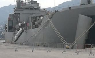 Στο λιμάνι της Μυτιλήνης το αρματαγωγό «Ρόδος» για να φιλοξενήσει μόνο οικογένειες μεταναστών