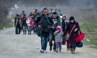 Η Αλβανία εποικίζει τη Βόρεια Ήπειρο με 30.000 Σύρους πρόσφυγες