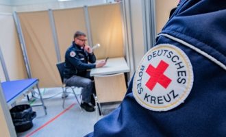Γερμανός λοιμωξιολόγος για τον κορονοϊό: Η κατάσταση έκτακτης ανάγκης θα διαρκέσει έναν χρόνο