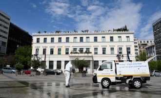ΕΛΠΕ: Δωρεάν καύσιμα ΕΚΟ στον Δήμο Αθηναίων για τον στόλο απολυμάνσεων