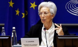 Η Λαγκάρντ προβλέπει ύφεση έως 12% στην Ευρωζώνη