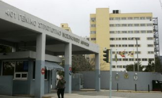 Στο 401 στρατιωτικό νοσοκομείο οι 10 εκ των τραυματιών από τη Λιβύη – Επίσκεψη Φλώρου