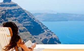 Τι είπε ο Τσιόδρας για το «άνοιγμα» του τουρισμού – Οι τρεις κανόνες