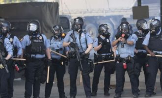 Για «διάλυση» της Αστυνομίας όπως είναι συζητάνε στο δημοτικό συμβούλιο της Μινεάπολης
