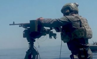 Σε ύψιστη ετοιμότητα οι Ένοπλες Δυνάμεις – Έλληνες και Aμερικανοί μαζί στο Αιγαίο (βίντεο)