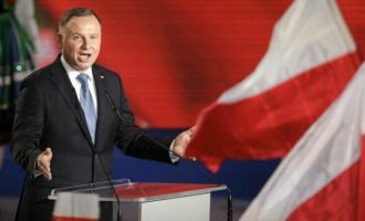 Ο Ντούντα κατηγόρησε τη Γερμανία για ανάμιξη στις πολωνικές προεδρικές εκλογές