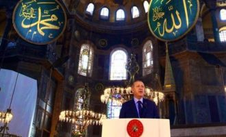 Η Αγία Σοφία τζαμί – Ο Ερντογάν υπέγραψε το διάταγμα