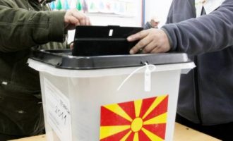 Κρίσιμες εκλογές την Τετάρτη στη Βόρεια Μακεδονία – Τι δείχνουν οι δημοσκοπήσεις