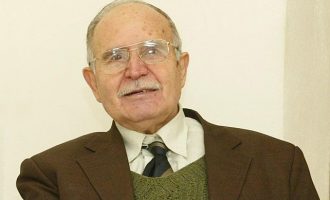 Πέθανε ο ποιητής Ντίνος Χριστιανόπουλος σε ηλικία 89 ετών