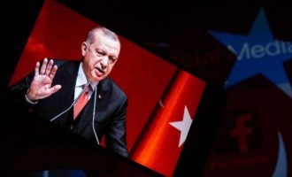 The Economist: Ο Ερντογάν «σουλτάνος της λογοκρισίας»