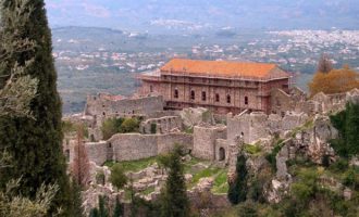 CNN: H Ελλάδα ο καλύτερος προορισμός για διακοπές αυτή τη στιγμή – «Ύμνος» για Λακωνία